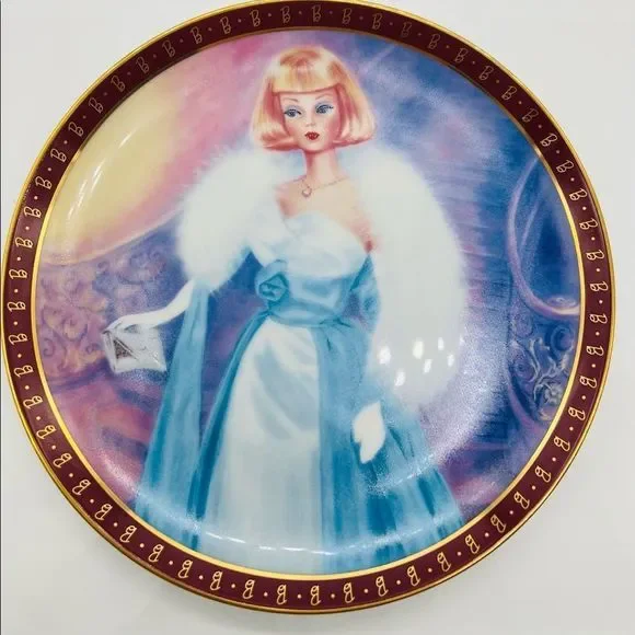 Barbie Collectible Plate Set - Picture 3 of 10